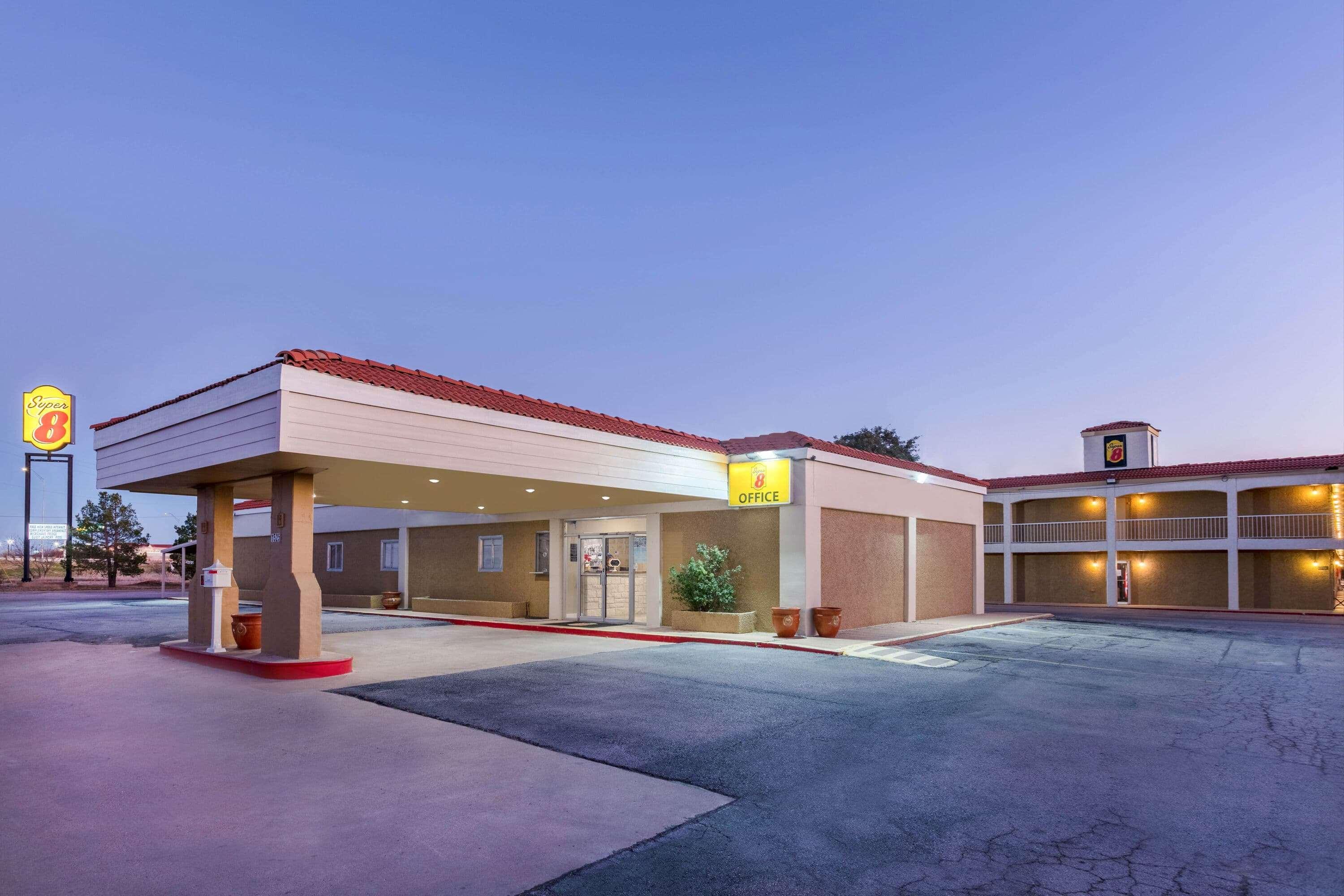 Super 8 By Wyndham Abilene North Hotel Ngoại thất bức ảnh